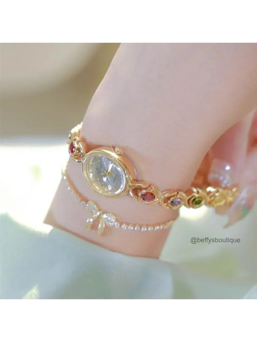 Vintage Gold Oval Dial Crystal Bracelet Watch Women Quartz